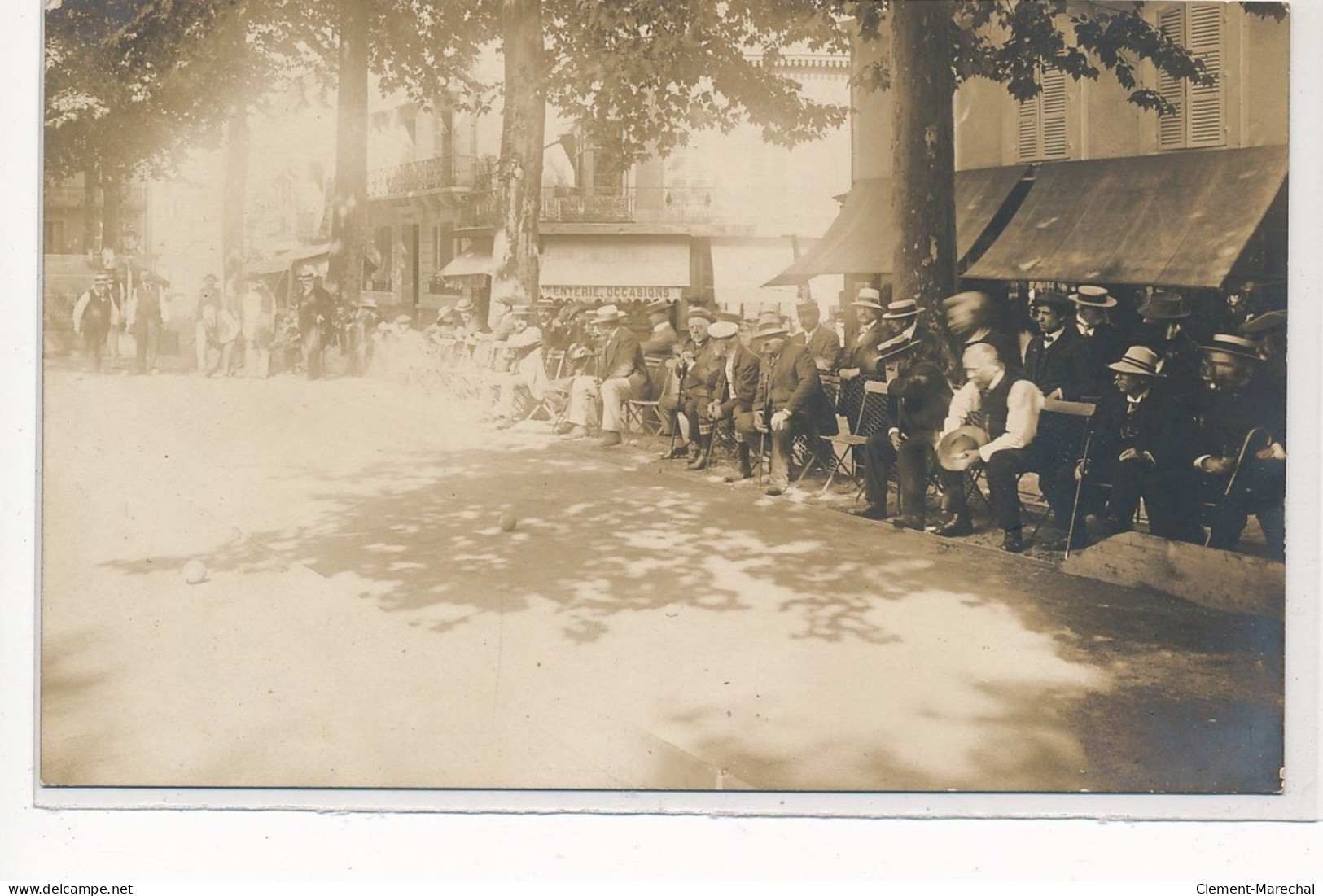 VICHY : Jeu De Boules, Derville 96 Bd. National, 8 Avenue Carnot - Tres Bon Etat - Vichy