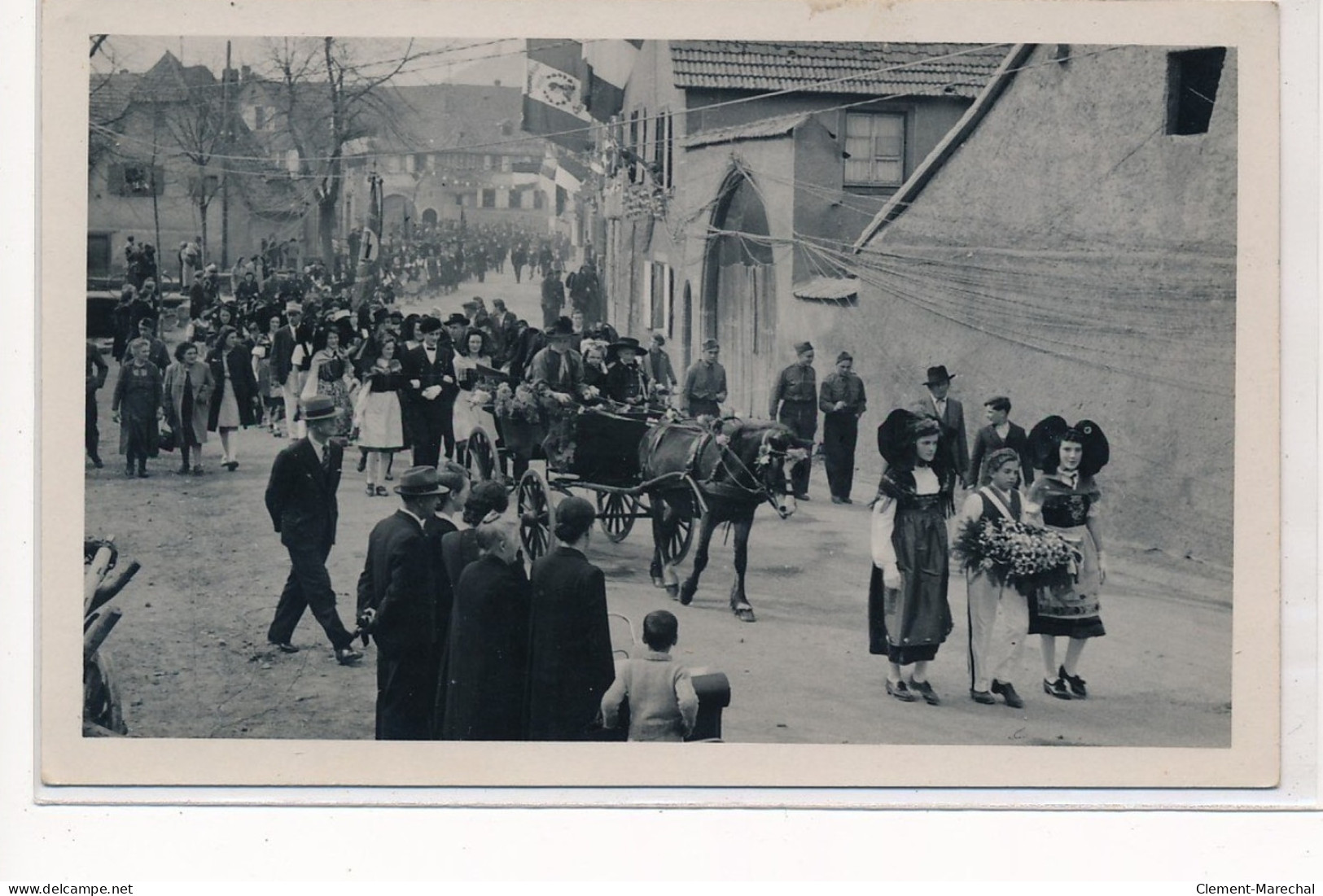 Scherwiller : E. Schweitzer Photographe à Selestat, Fete De La Libération En 1945, Attelage - Tres Bon Etat - Otros & Sin Clasificación