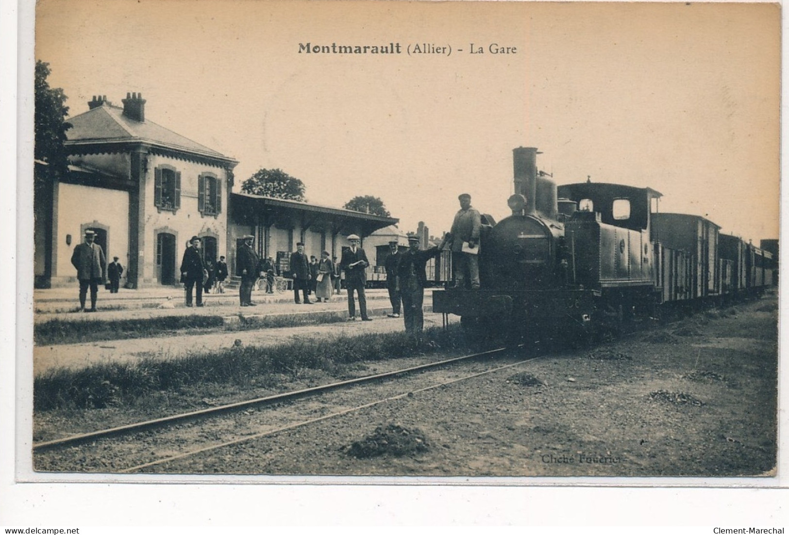 MONTMARAULT : La Gare, Train - Tres Bon Etat - Andere & Zonder Classificatie