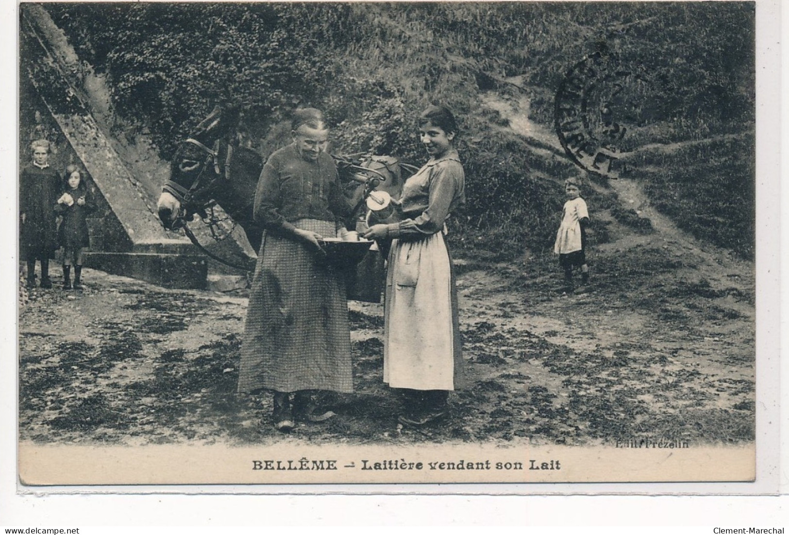 BELLEME : Laitiere Vendant Son Lait - Tres Bon Etat - Autres & Non Classés