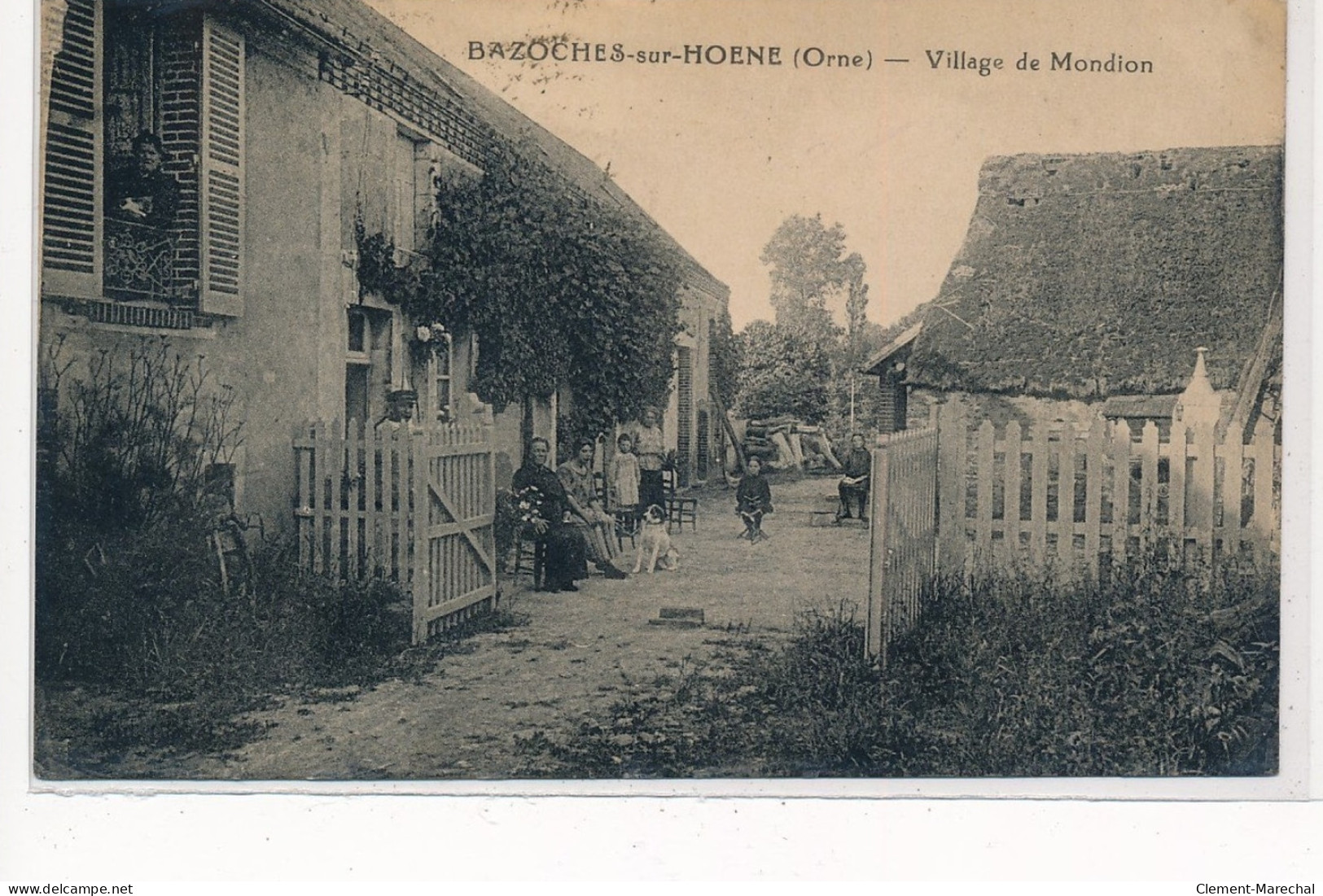 BAZOCHES-sur-HOENE : Village De Mondion - Tres Bon Etat - Bazoches Sur Höne