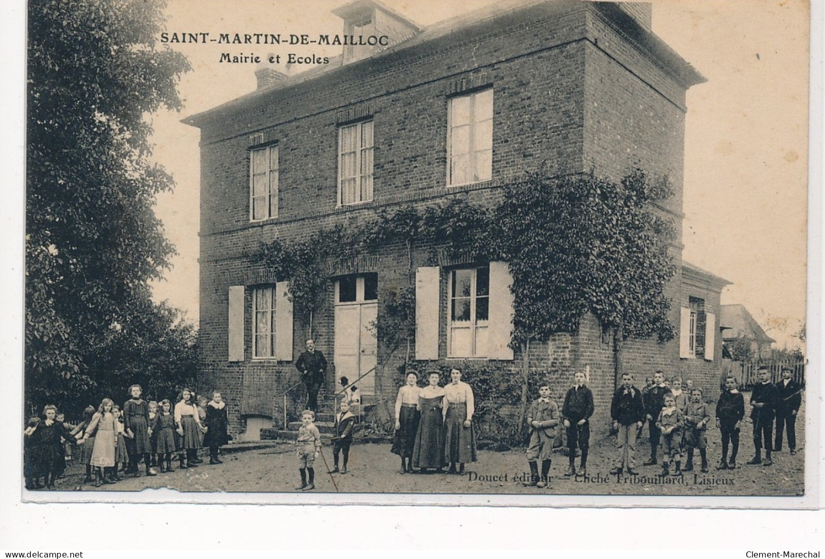 SAINT-MARTIN-de-MAILLOC : Mairie Et Ecole - Tres Bon Etat - Altri & Non Classificati