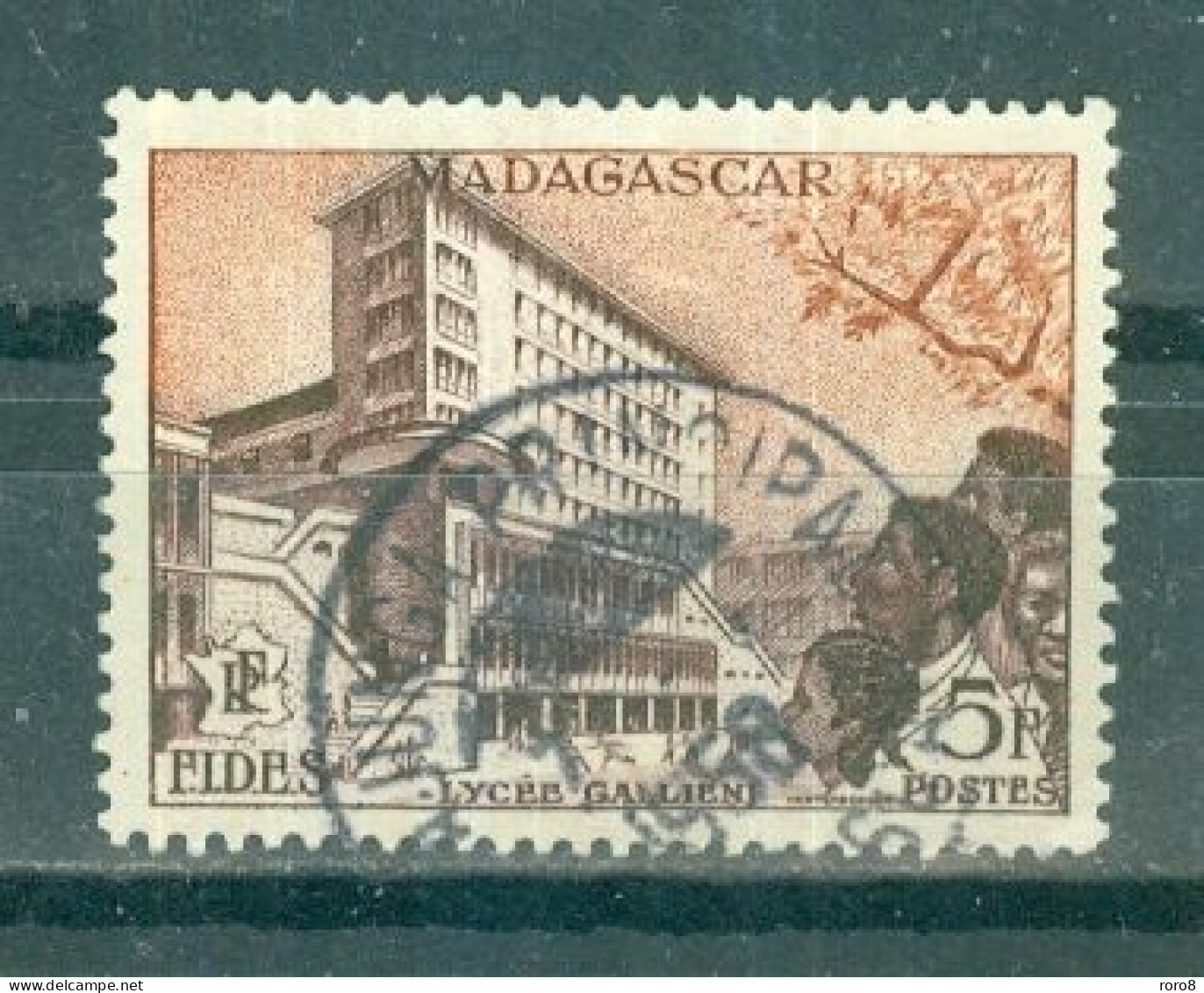 MADAGASCAR - N°328 Oblitéré. - Fonds D'Investissement Pour Le Développement Economique Et Social. - Gebraucht