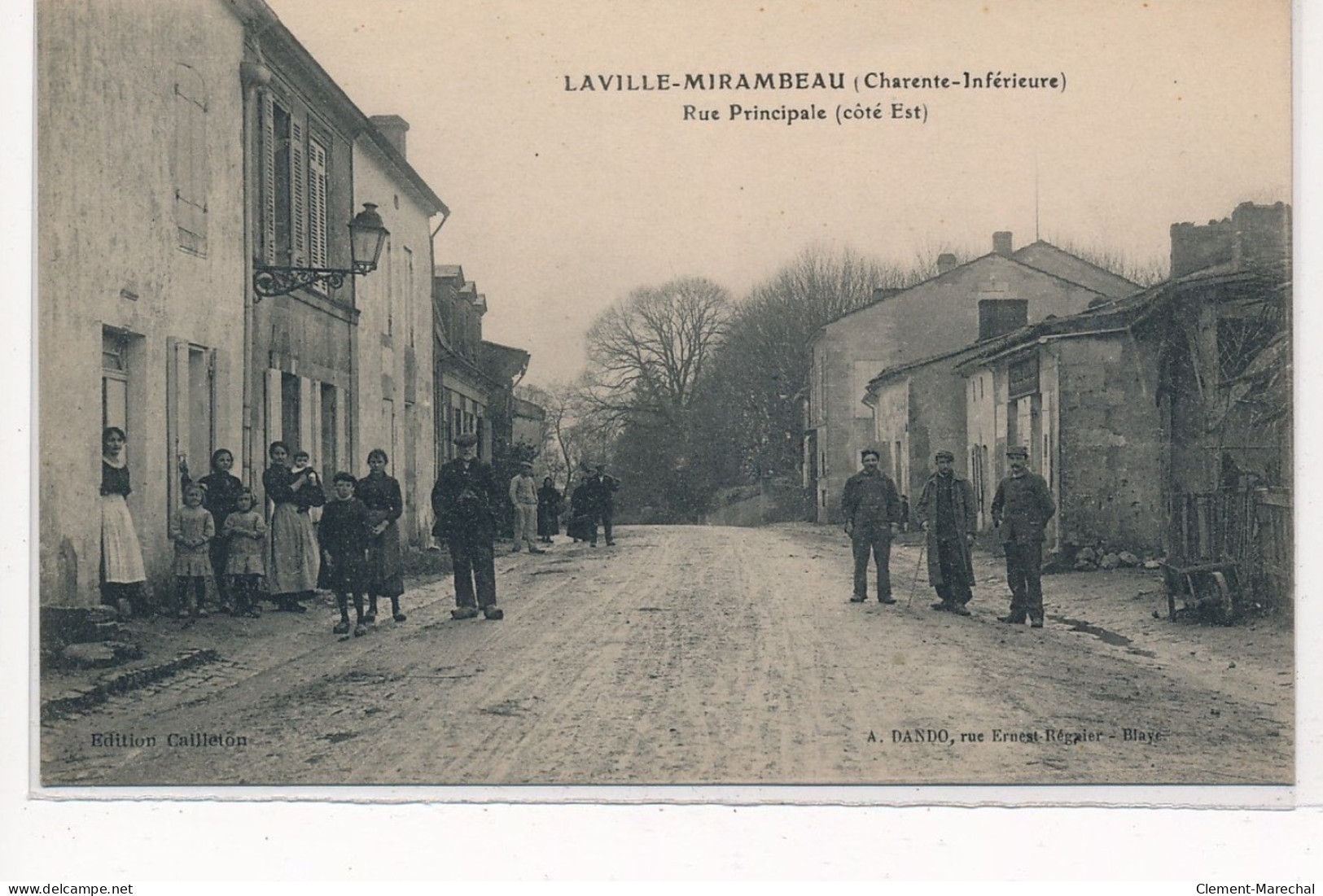 LAVILLE-MIRAMBEAU : Rue Principale (cote Est) - Tres Bon Etat - Autres & Non Classés