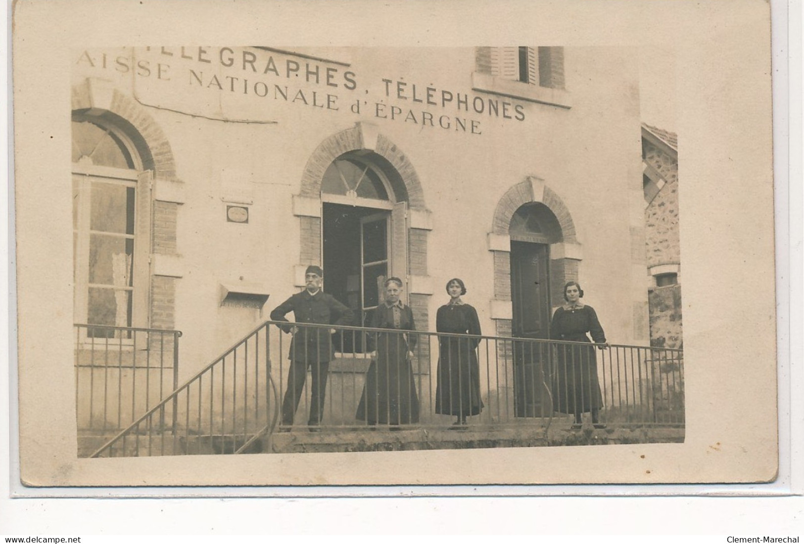 CARTE PHOTO A LOCALISER : Poste, Caisse Nationale D'epargne - Tres Bon Etat - Photos