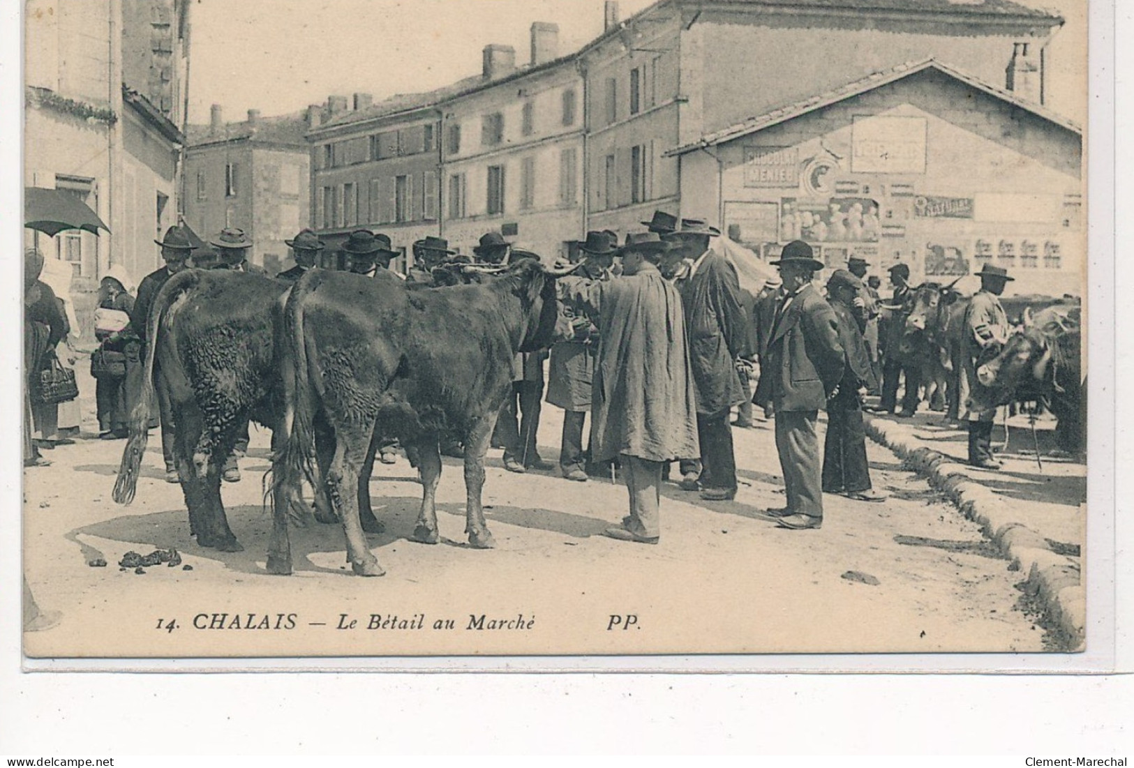 CHALAIS : Le Betail Au Marché - Tres Bon Etat - Autres & Non Classés