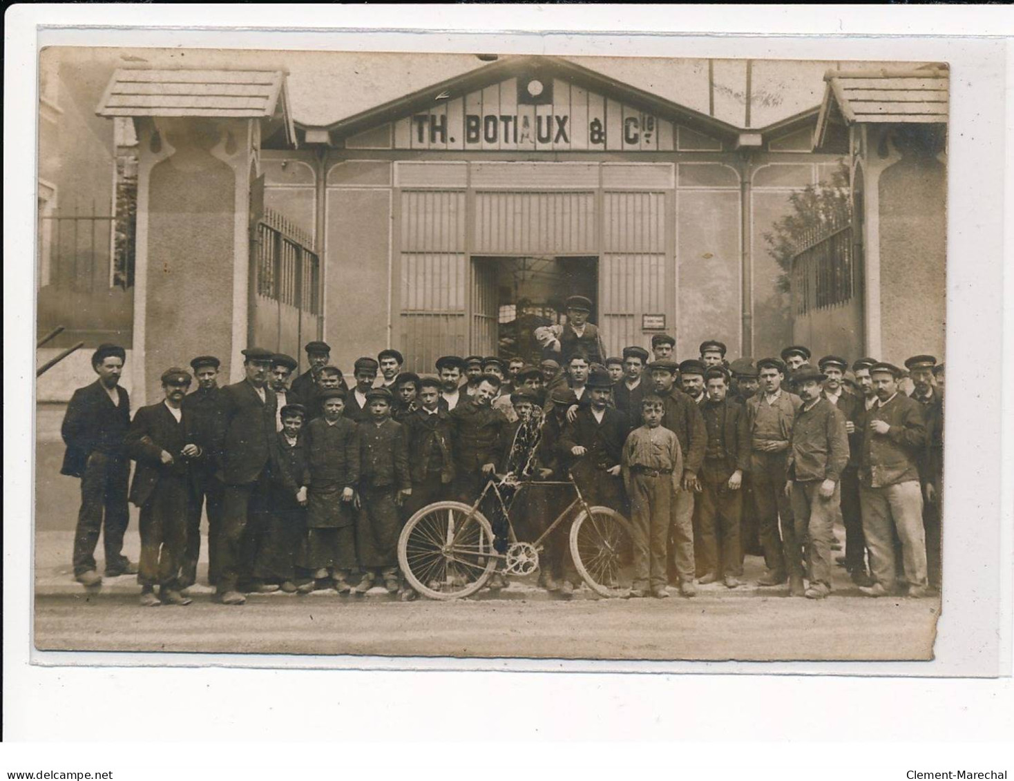 LEVALLOIS-PERRET : Usine Automobile, TH. Botiaux & Cie, Velo - Etat - Levallois Perret