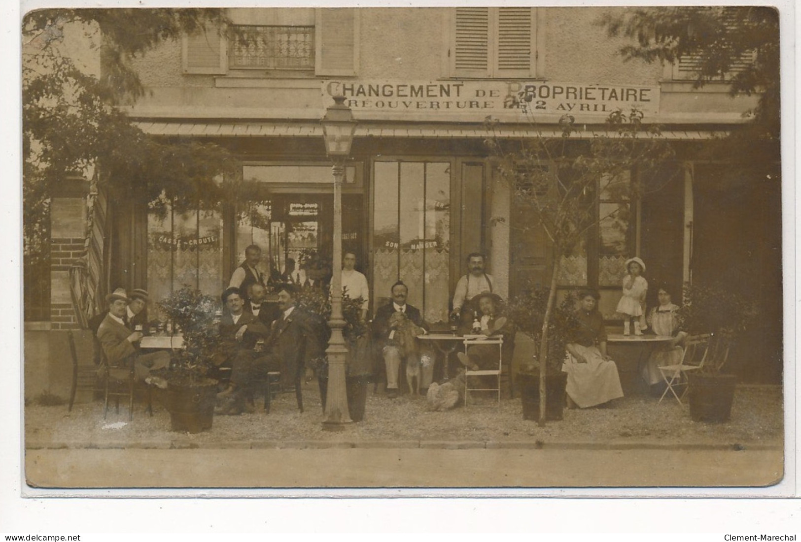 CARTE PHOTO A LOCALISER : Paris(?) Changement De Proprietaire, Reouverture 2 Avril - Tres Bon Etat - Photos