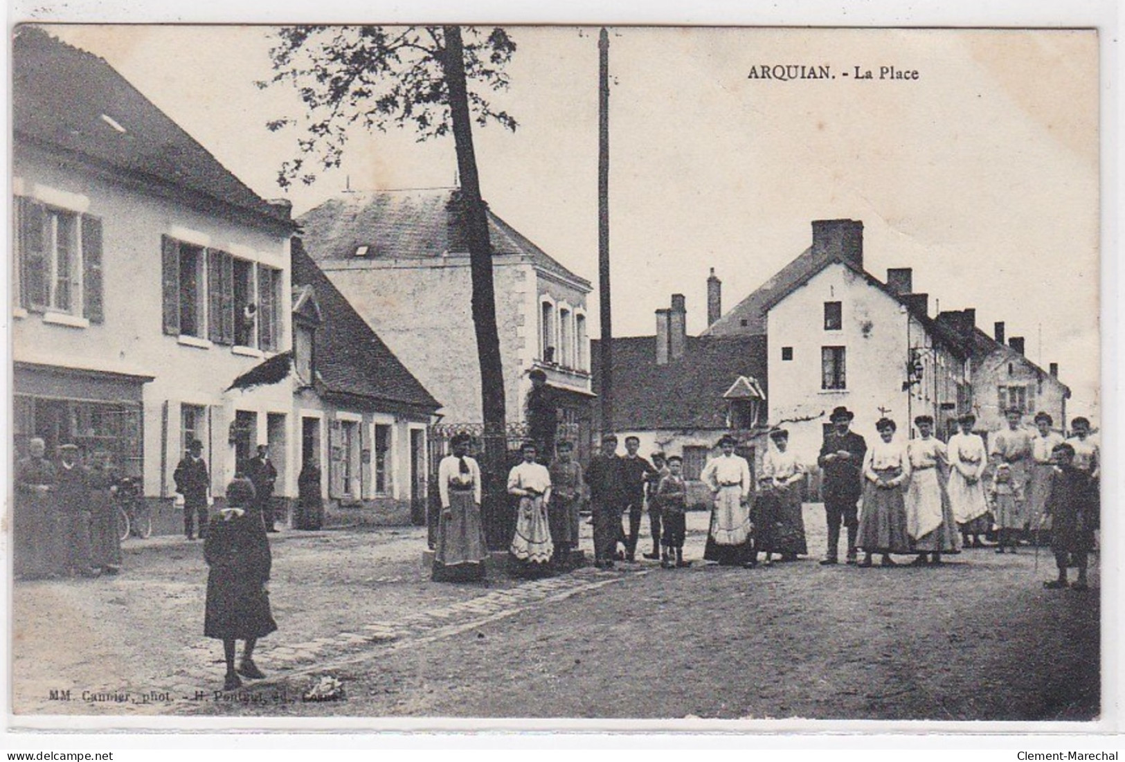 ARQUIAN : La Place - Très Bon état - Sonstige & Ohne Zuordnung