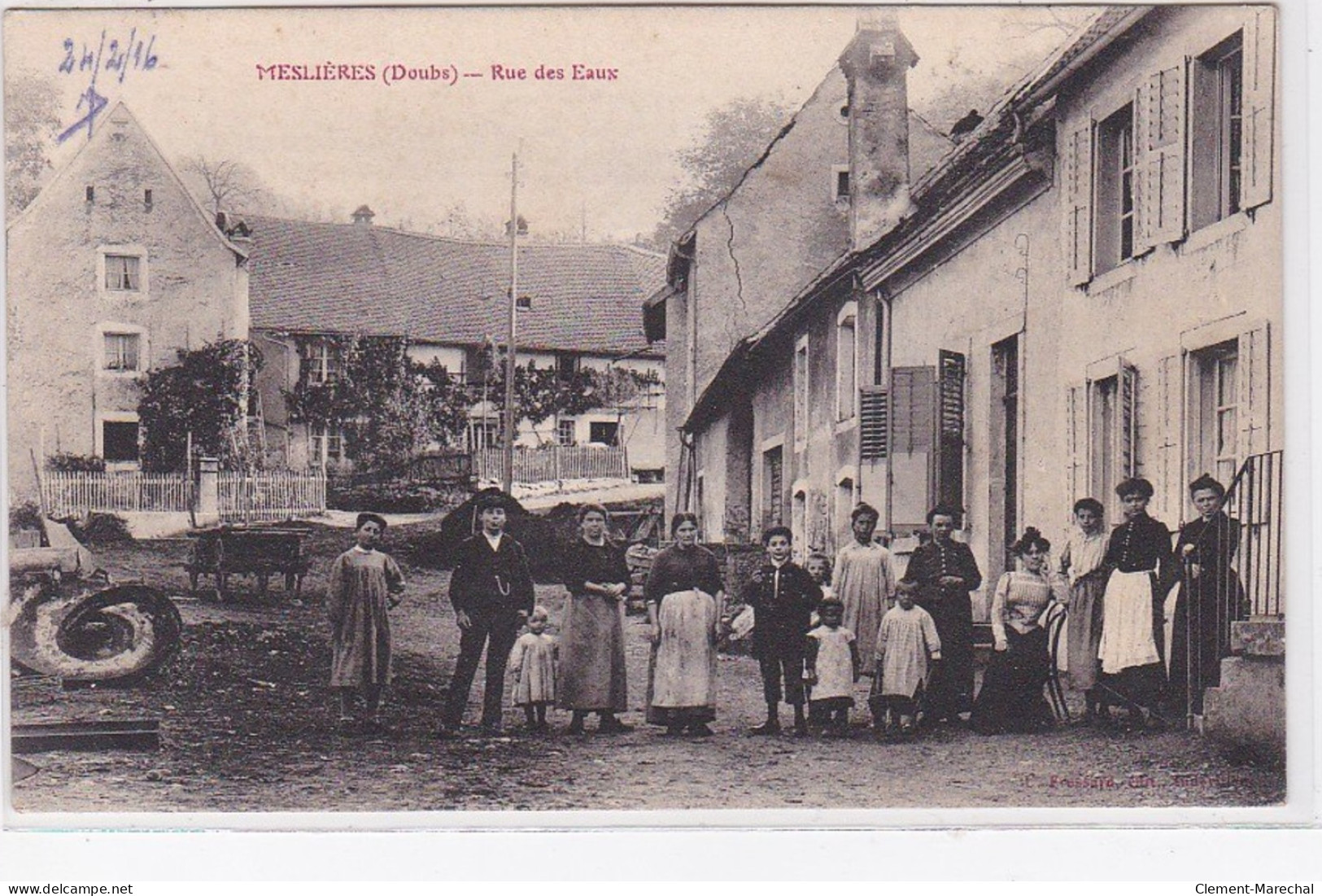 MESLIERES : La Rue Des Eaux (très Animée) - Très Bon état - Autres & Non Classés