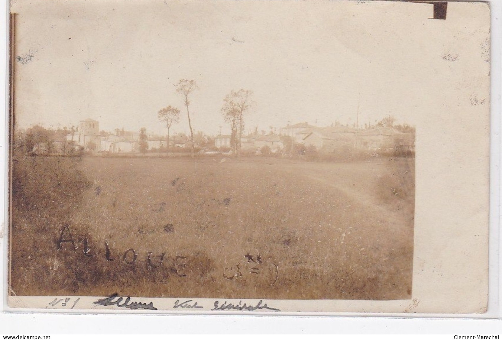 ALLOUE : Carte Photo D'une Vue Générale Du Village - Très Bon état - Other & Unclassified