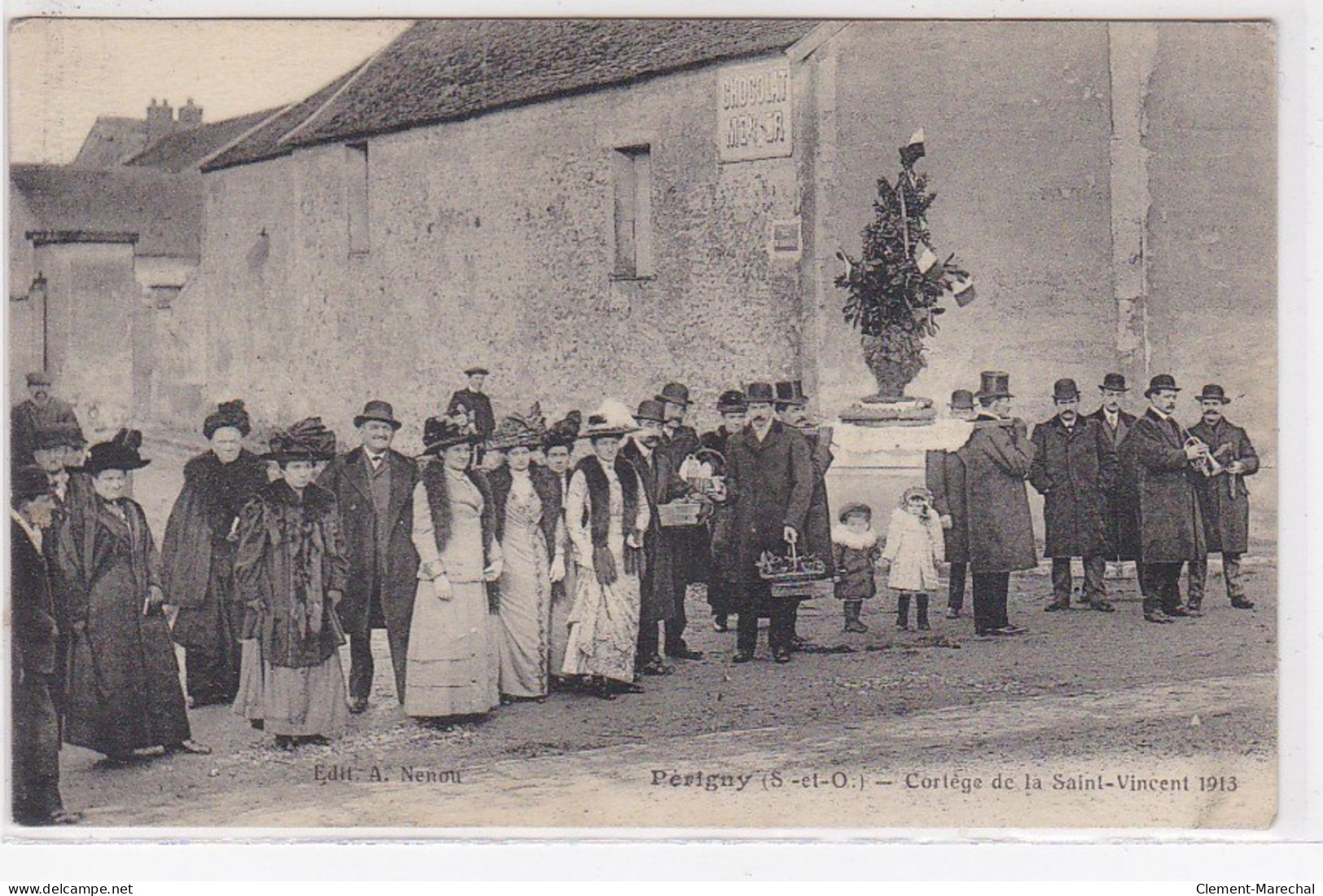 PERIGNY : Cortège De La Saint Vincent 1913 - Très Bon état - Autres & Non Classés