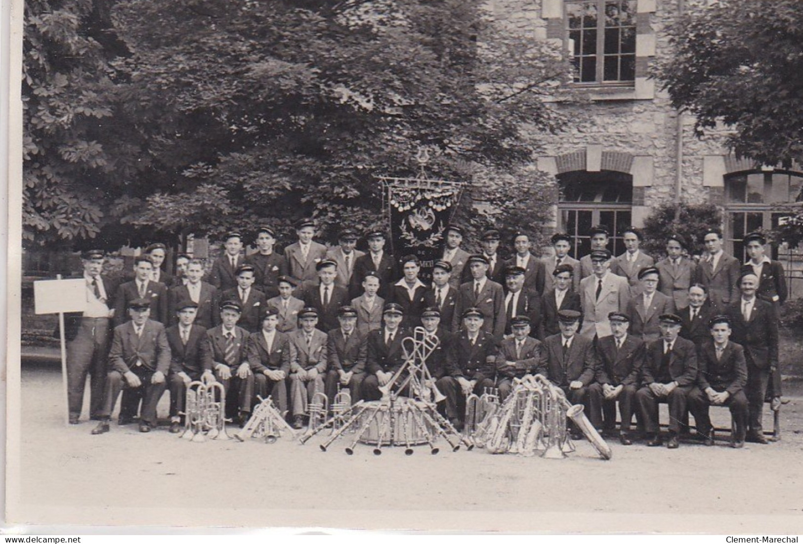 CHATEAUMEILLANT :  Photo Datant De 1946  (format CPM) De La Fanfare - Très Bon état - Châteaumeillant