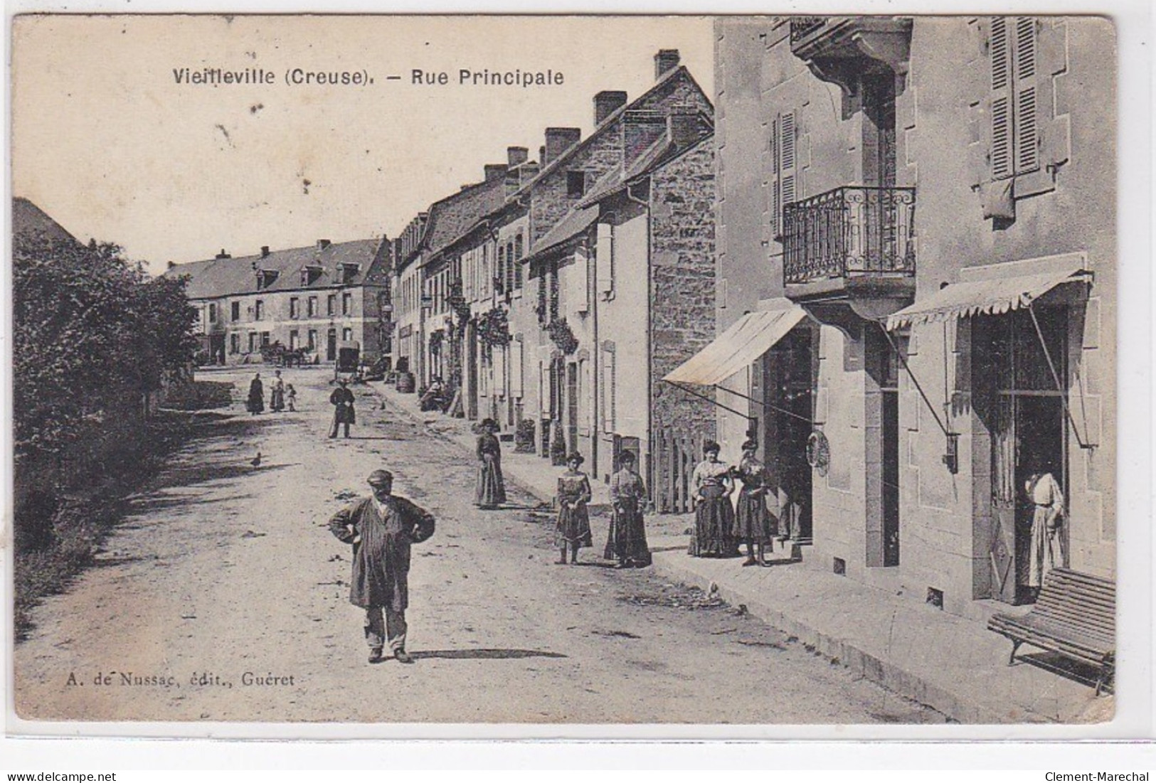 VIEILLEVILLE : Rue Principale - état (un Coin Plié) - Andere & Zonder Classificatie