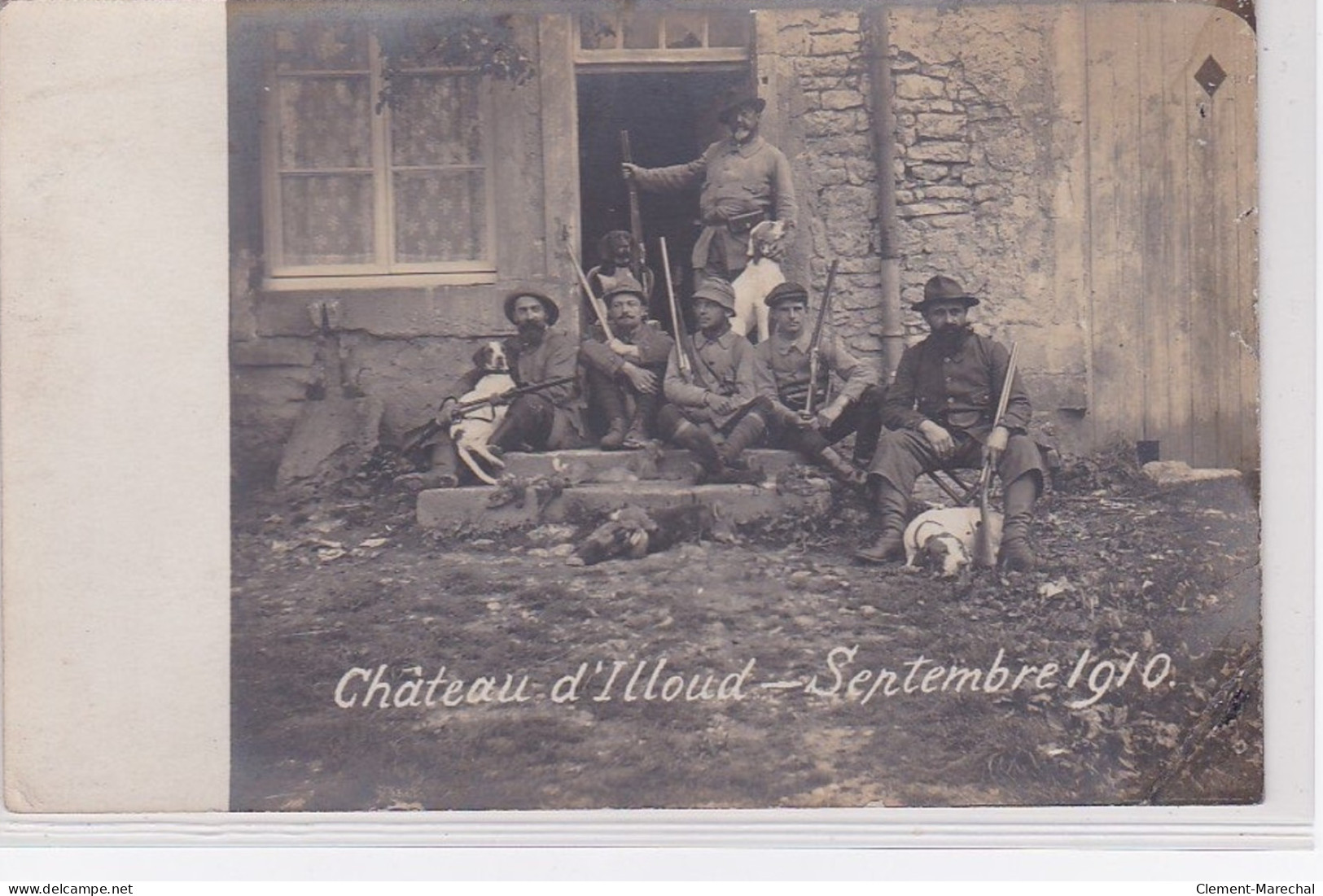 Chateau D'ILLOUD : Carte Photo D'un Retour De Chasse En Septembre 1910 - Bon état (un Coin Plié) - Otros & Sin Clasificación