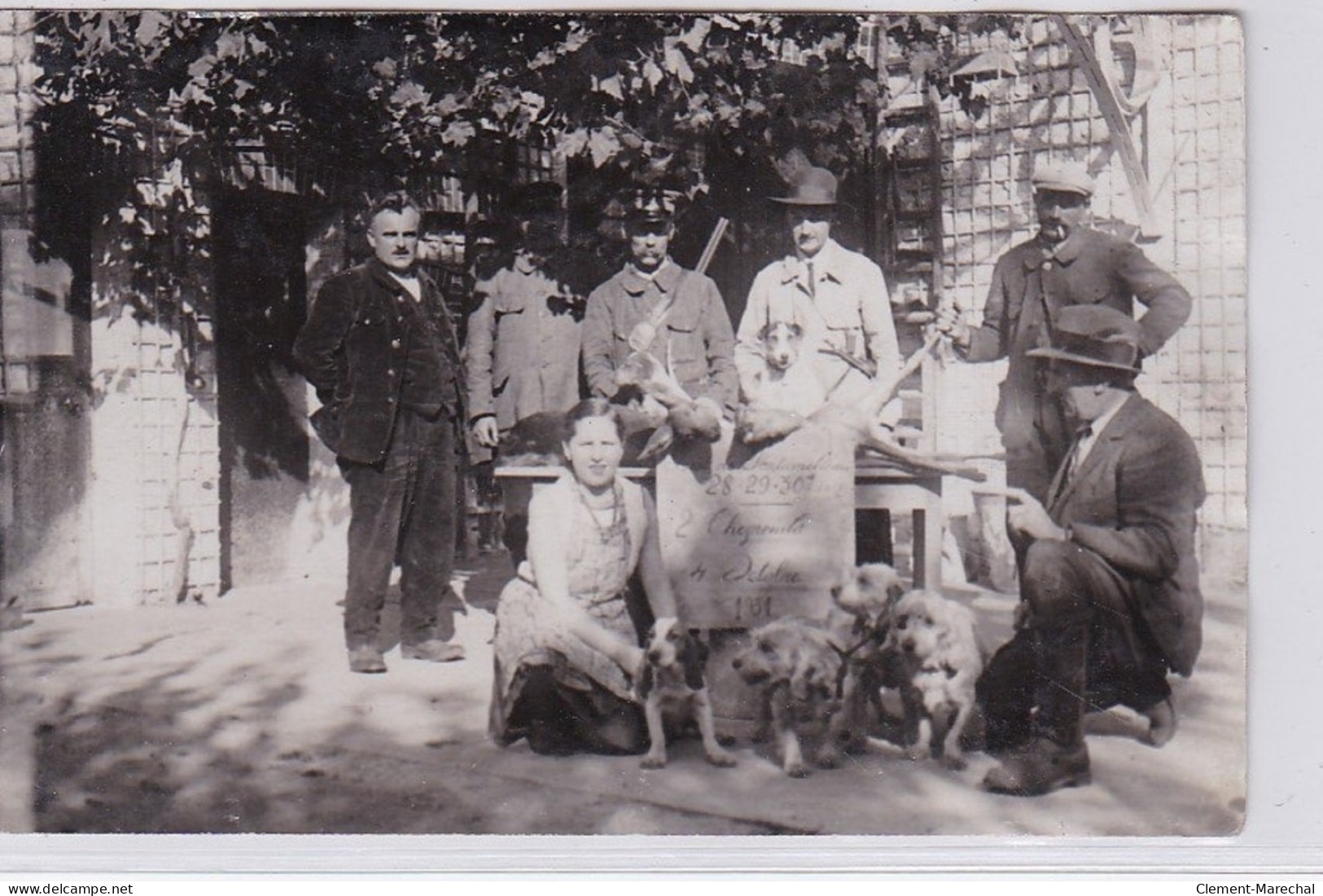 FONTAINEBLEAU : Carte Photo D'une Scène De Chasse En 1931- Très Bon état - Fontainebleau