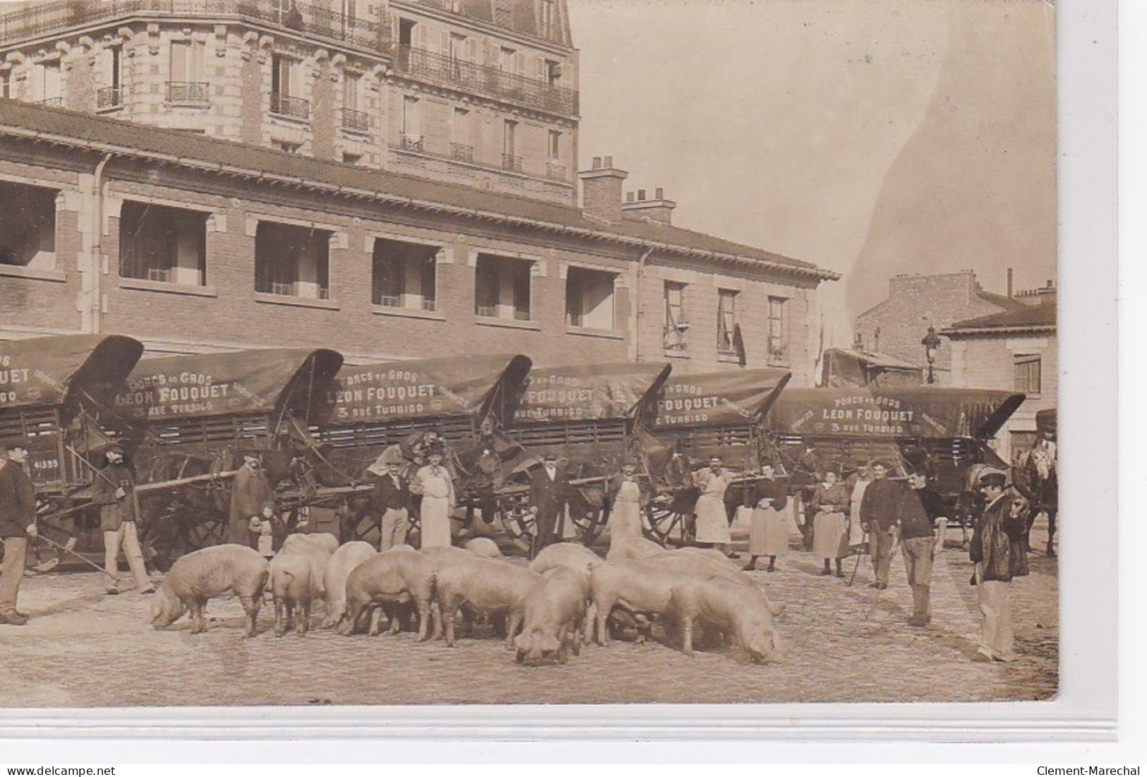 PARIS 1er : Carte Photo Des Attelages De Livraison Du Marchand De Porcs En Gros Léon FOUQUET (3 Rue Turbigo) - District 01