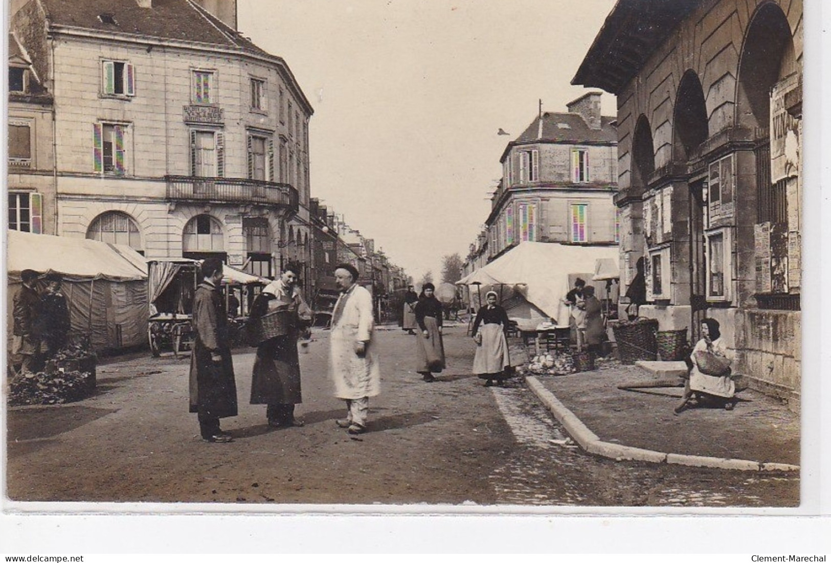 AUNAY SUR ODON : Carte Photo D'une Scène De Rue - Très Bon état - Other & Unclassified