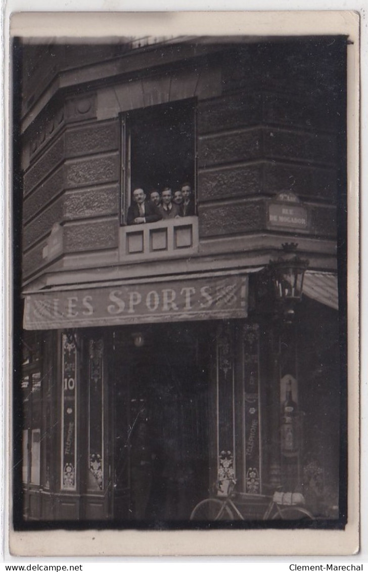 PARIS 9ème : Carte Photo Du Café "les Sports" Rue De Mogador - Très Bon état - Arrondissement: 09