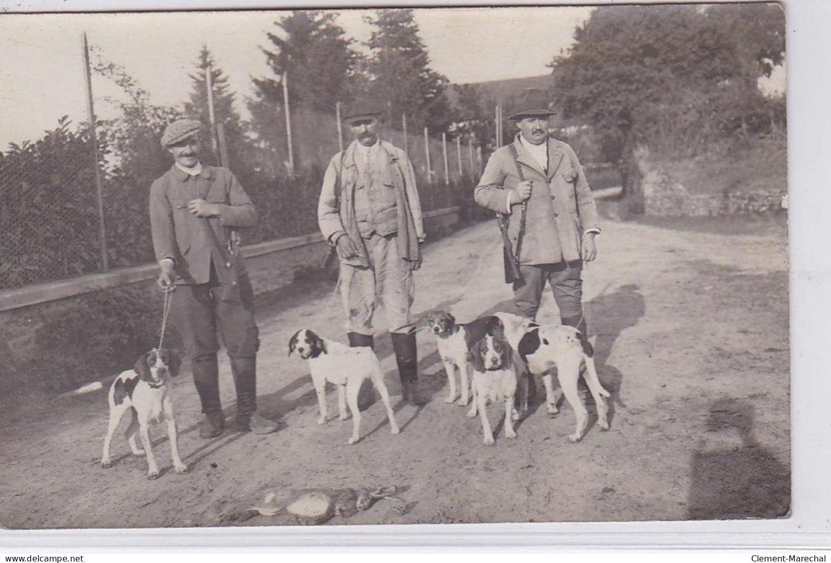 Carte Photo D'un Retour De Chasse (localisée à LA JONCHERE ?) - Très Bon état - Otros & Sin Clasificación