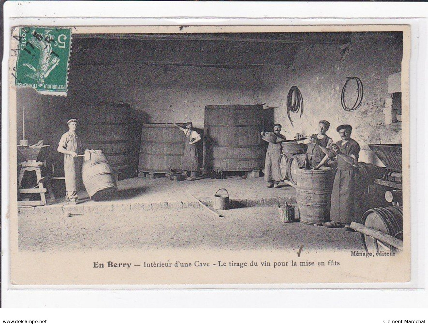 EN BERRY : Intérieur De Cave - Le Tirage Du Vin Pour La Mise En Fûts - Bon état - Other & Unclassified