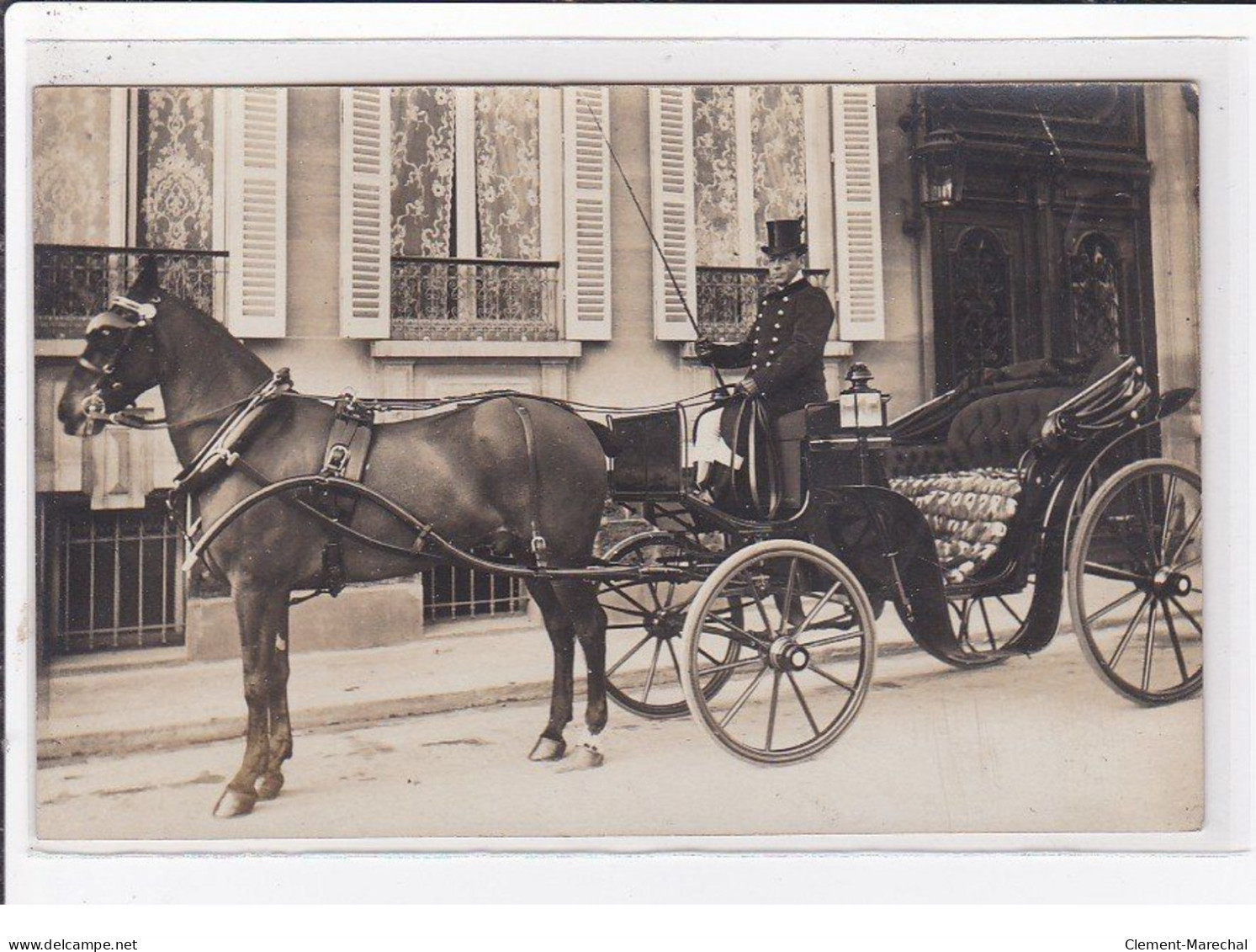 BESANCON : Lot De 4 Cartes Photo D'un Conducteur De Fiacre (attelage)(photo D'HOOP) - Très Bon état (1 Cpa Abimée) - Besancon