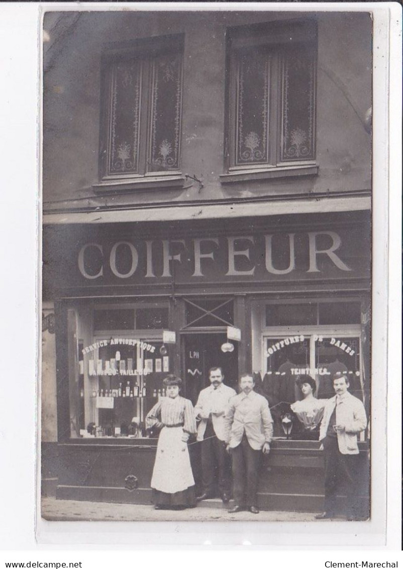 A LOCALISER : Carte Photo Du Salon De Coiffure PIN (coiffeur) - Très Bon état - Photos