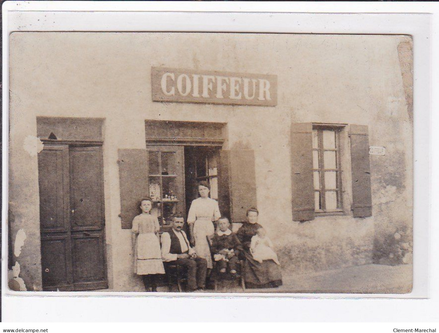 A LOCALISER : Carte Photo D'un Salon De Coiffure (coiffeur) -  Très Bon état - Foto