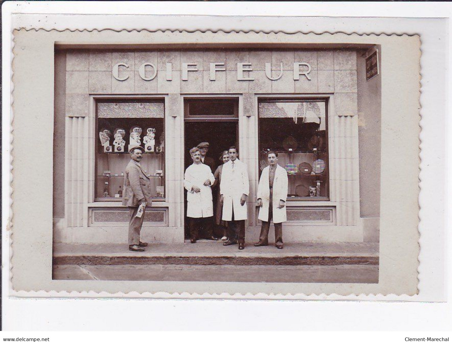 A LOCALISER : Carte Photo D'un Salon De Coiffure (coiffeur) -  Très Bon état - Foto