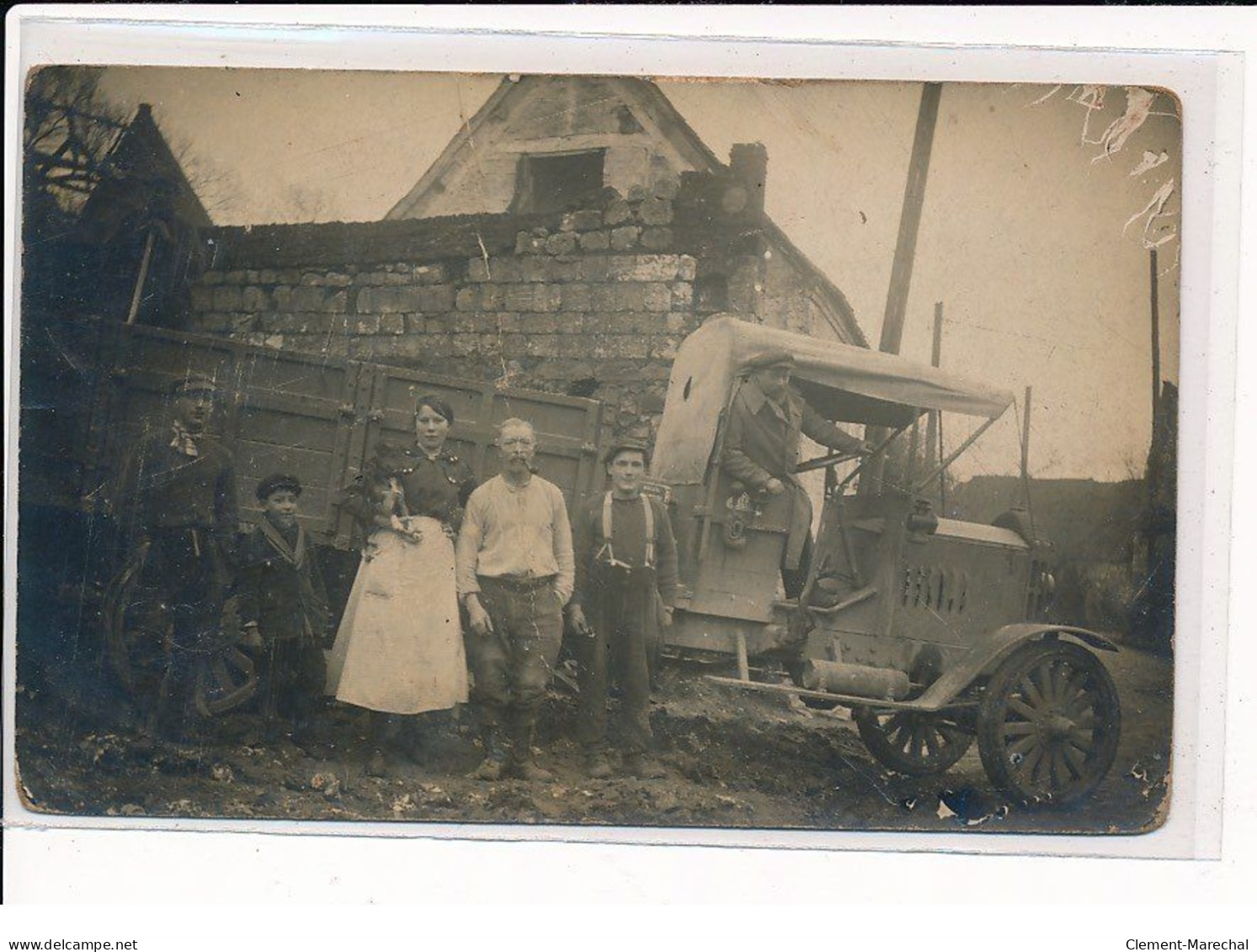 MONT-SAINT-ELOY : Camion, Maison Détruite - état - Autres & Non Classés