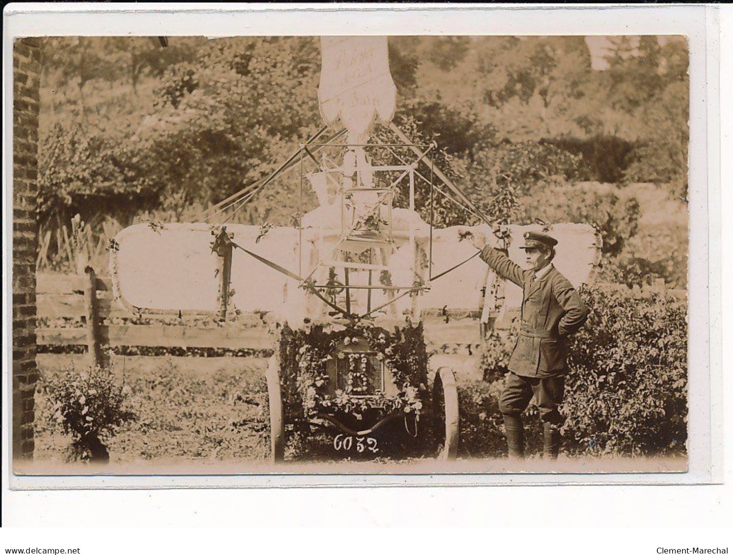 BRIOUDE : Fête, Aviation, Automobile - Très Bon état - Brioude