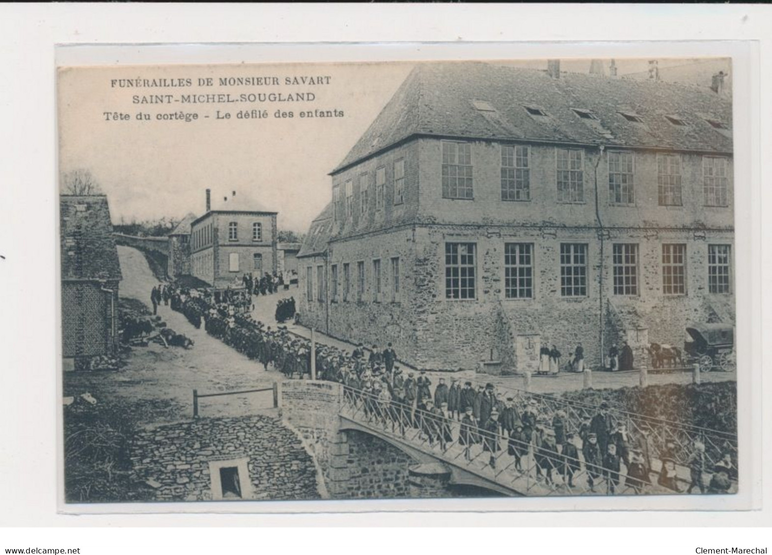 SAINT MICHEL SOUGLAND - Funérailles De Monsieur Savart - Le Défilé Des Enfants - Très Bon état - Altri & Non Classificati