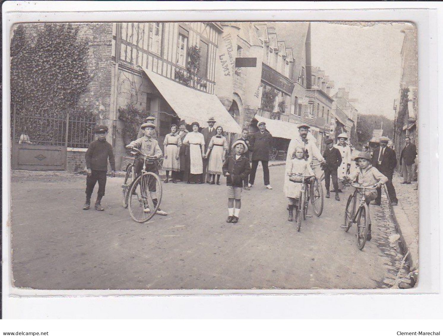 VEULES LES ROSES : Carte Photo De L'hotel Des Tourelles LAMY - état - Veules Les Roses