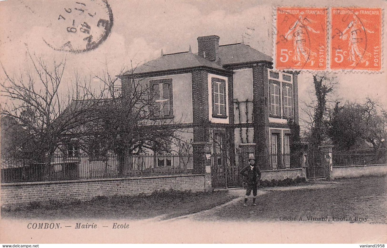 COMBON-mairie ,école - Autres & Non Classés