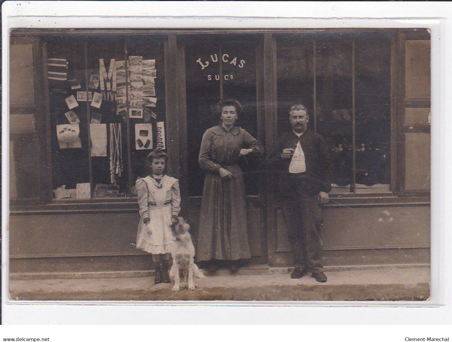 BU : Carte Photo De La Cordonnerie LUCAS (anciennement GEOSSIN) - Vente De Cartes Postales - Très Bon état - Autres & Non Classés