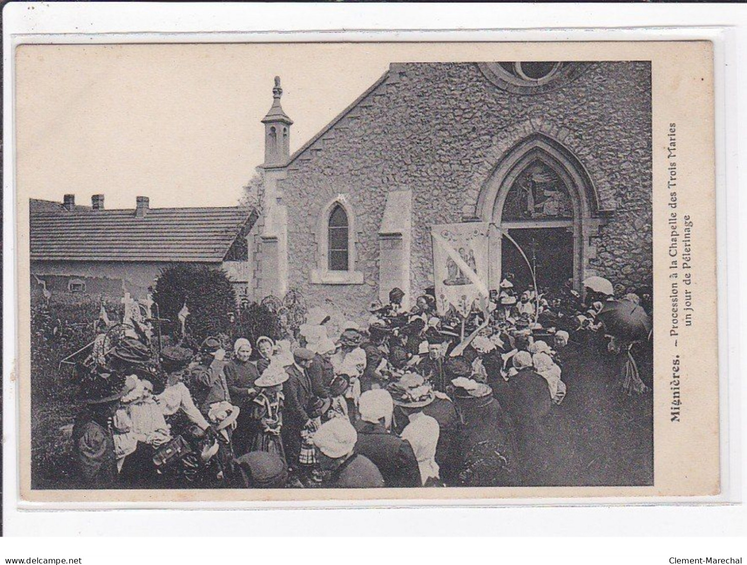 MIGNIERES : Procession à La Chapelle Des Trois Maries Un Jour De Pélerinage - Très Bon état - Autres & Non Classés