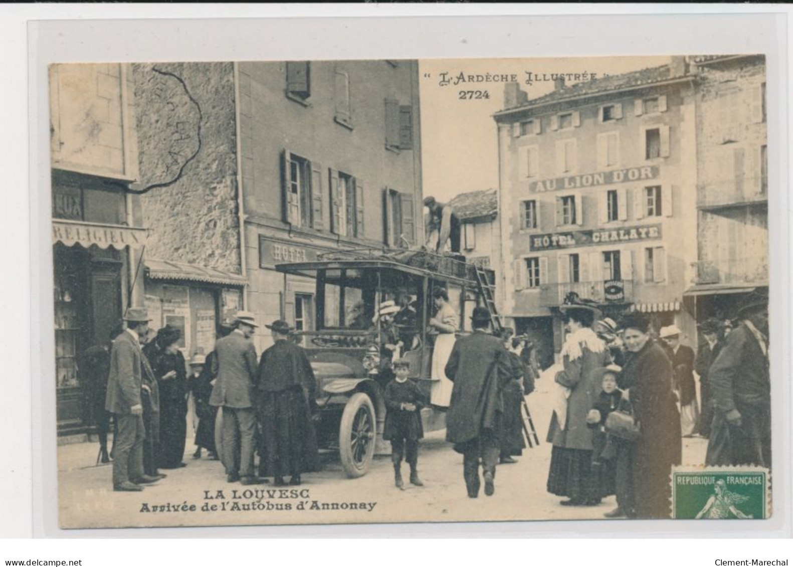 LA LOUVESC - Arrivée De L'autobus D'Annonay - Très Bon état - La Louvesc