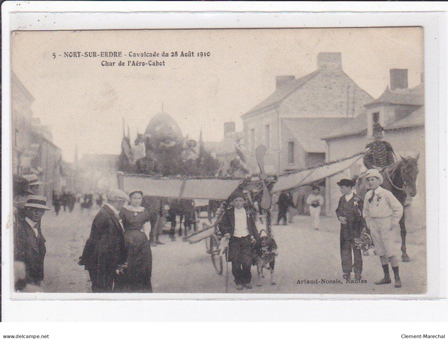 NORT SUR ERDRE : Cavalcade Du 28 Aout 1910 - Char De L'aéro-cabot (voiture à Chien) - état - Nort Sur Erdre