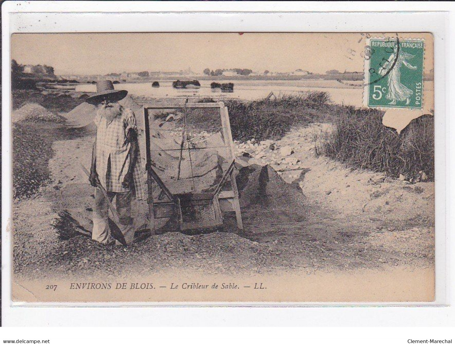 Environs De BLOIS : Le Cribleur De Sable - état - Autres & Non Classés