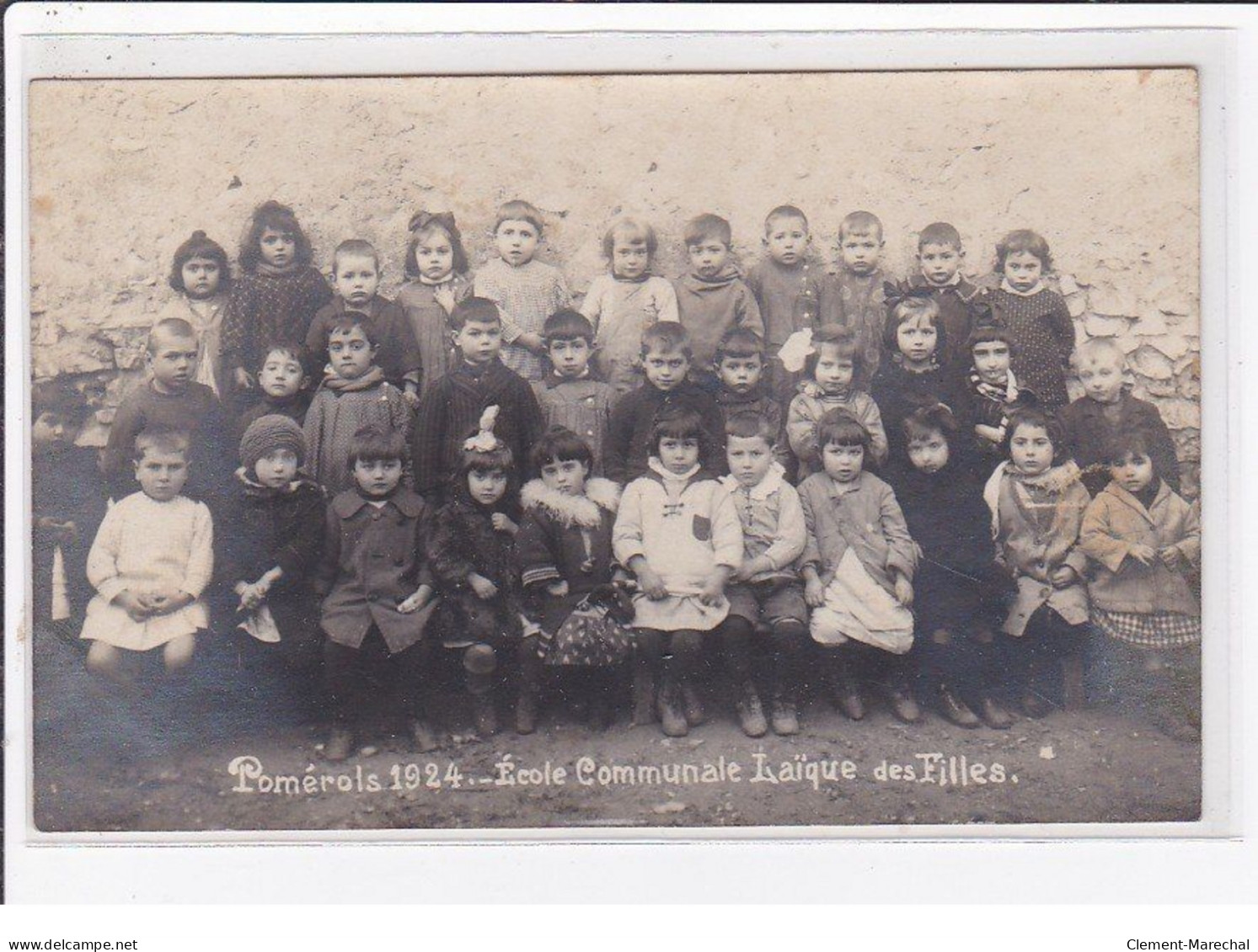 POMEROLS : Carte Photo De La Classe De L'école Communale Laïque Des Filles En 1924 - Très Bon état - Other & Unclassified