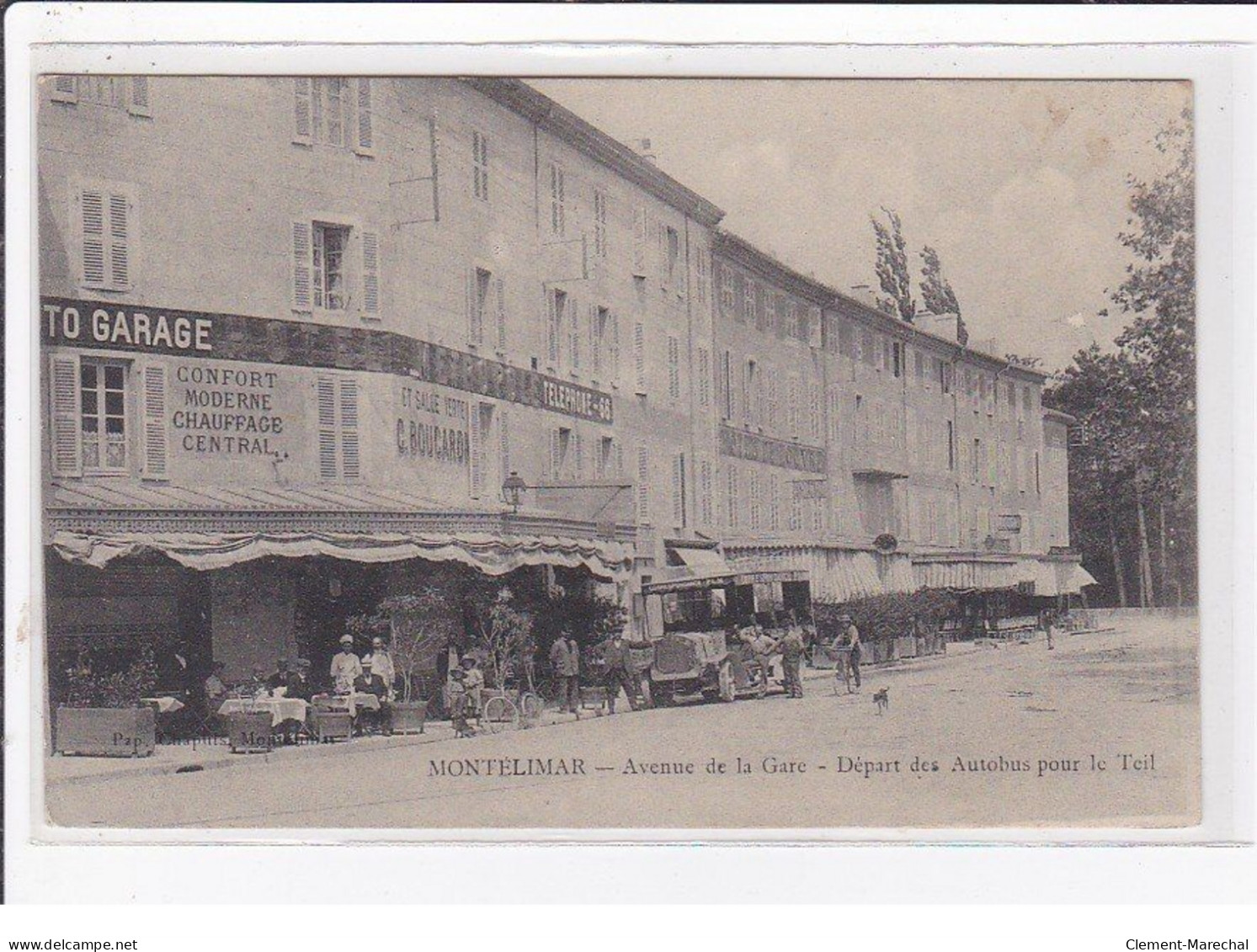 MONTELIMAR : Avenue De La Gare - Départ Des Autobus Pour Le Teil - Très Bon état - Montelimar