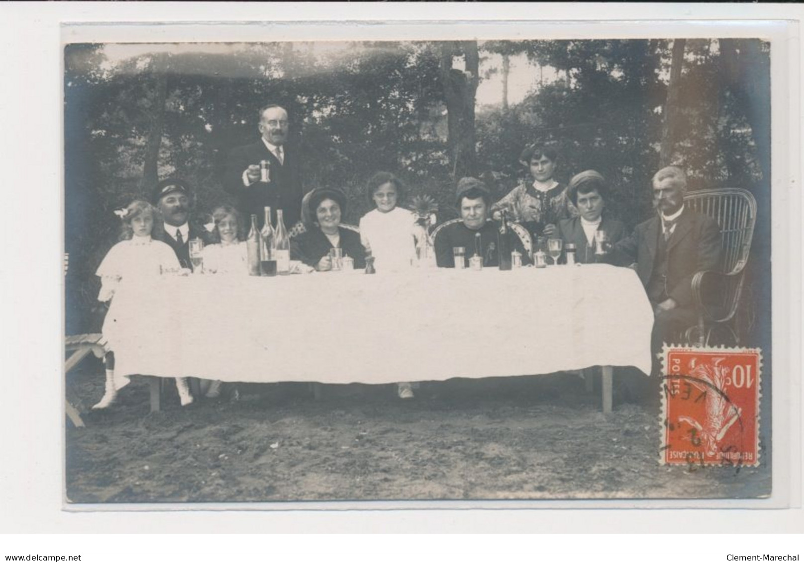 SABLES D'OLONNE - Carte Photo - Famille à Table - Très Bon état - Sables D'Olonne