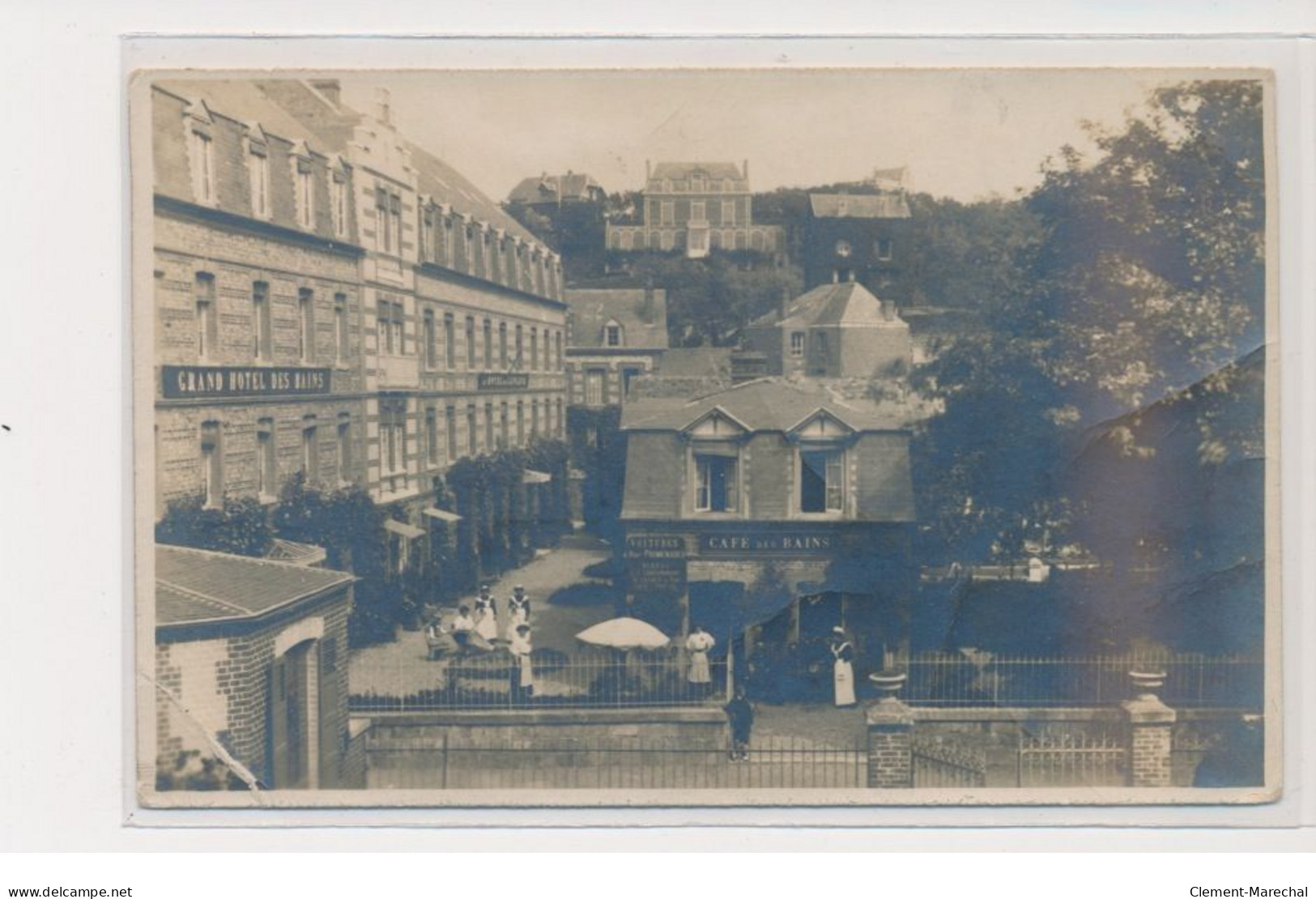 VEULES LES ROSES - Carte Photo - Grand Hôtel Des Bains - état - Veules Les Roses