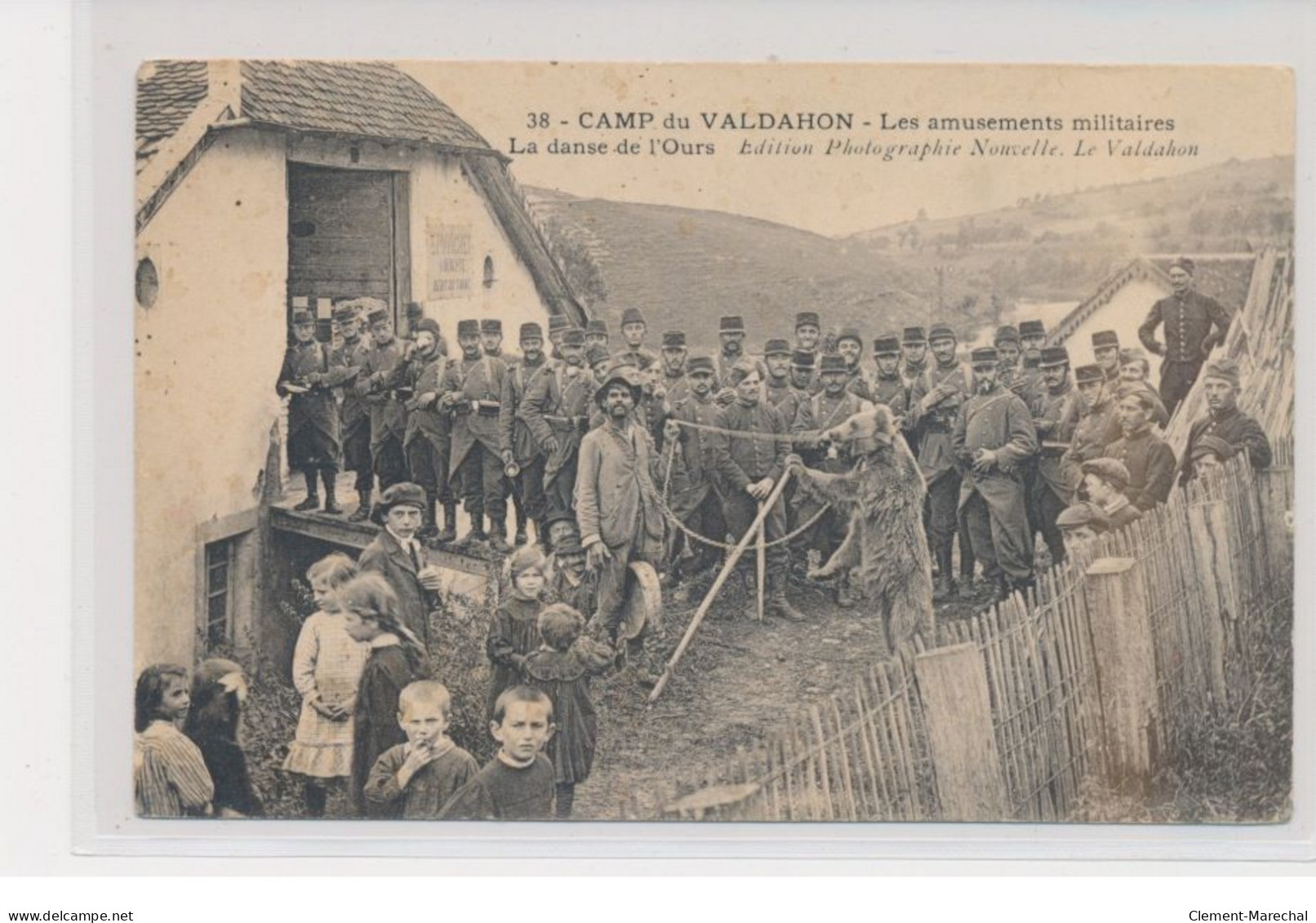 CAMP DE VALDAHON - Les Amusements Militaires - La Danse De L'ours - Très Bon état - Sonstige & Ohne Zuordnung