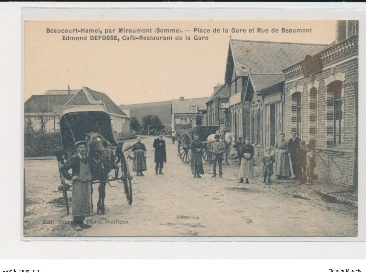 BEAUCOURT-HAMEL - Place De La Gare Et Rue Beaumont, Café Restaurant De La Gare - Très Bon état - Sonstige & Ohne Zuordnung