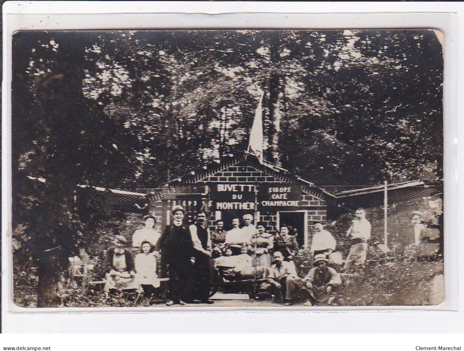 MONTLHERY ? : Carte Photo De La Buvette Du Monthery ? (sirops - Cafés - Champagne) - état - Montlhery