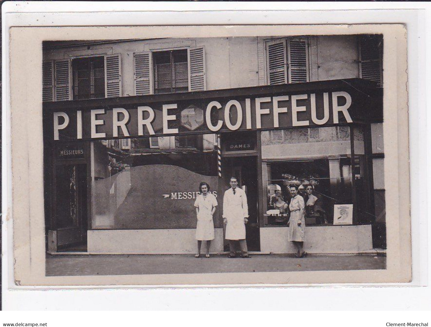 PARIS 9 ème : Carte Photo Du Salon De Coiffure PIERRE - Très Bon état - Paris (09)