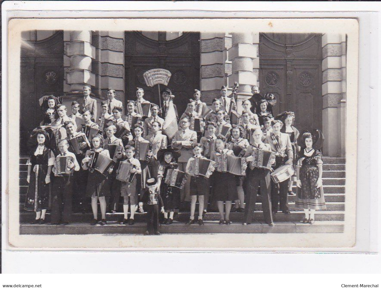 COLMAR : Carte Photo Du Club D'accordéonistes Edelweiss En Déplacement à BOURGES - Très Bon état - Colmar