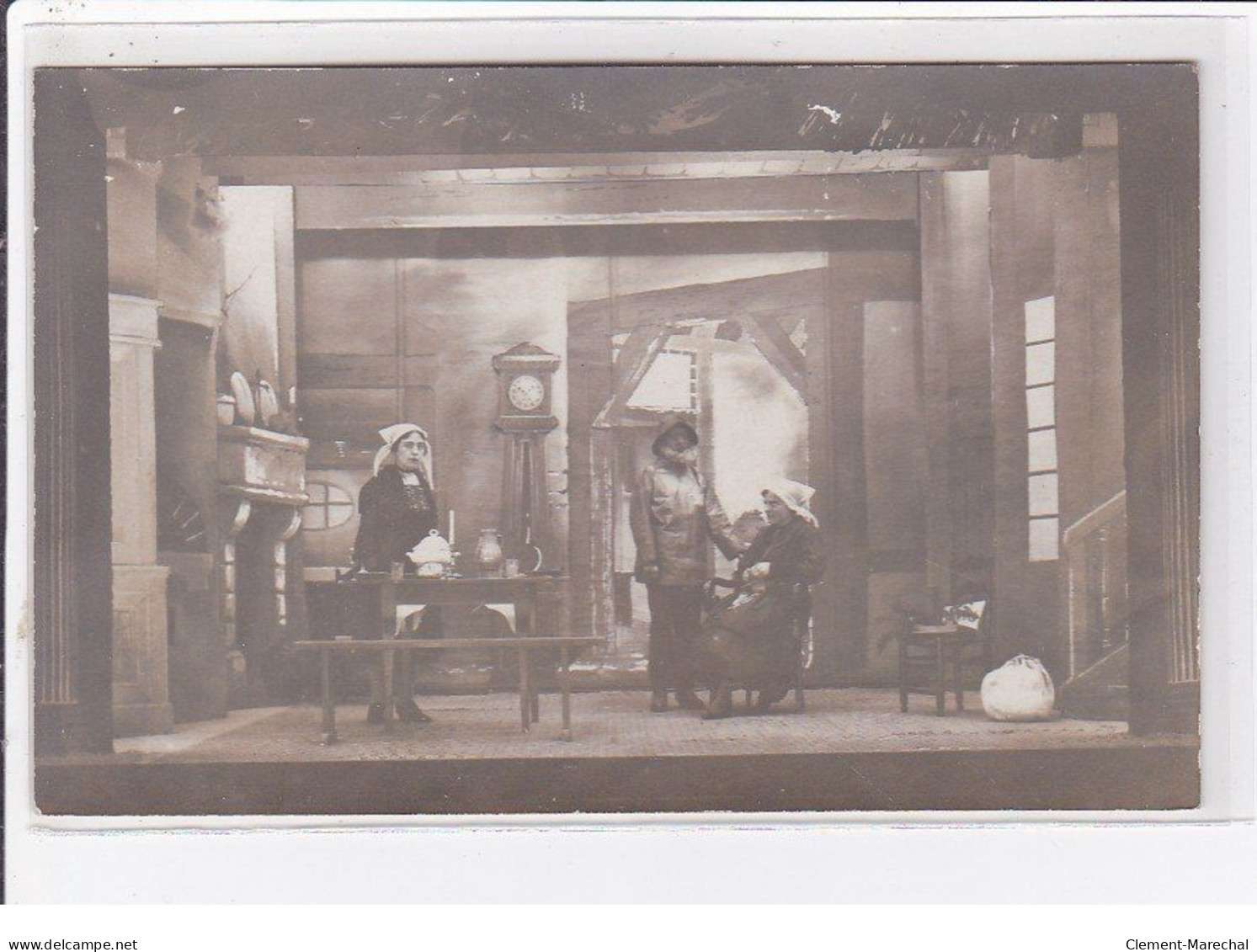 SAINT VALERY EN CAUX : Lot De 2 Cartes Photo D'une Scène De Théâtre - Très Bon état - Saint Valery En Caux