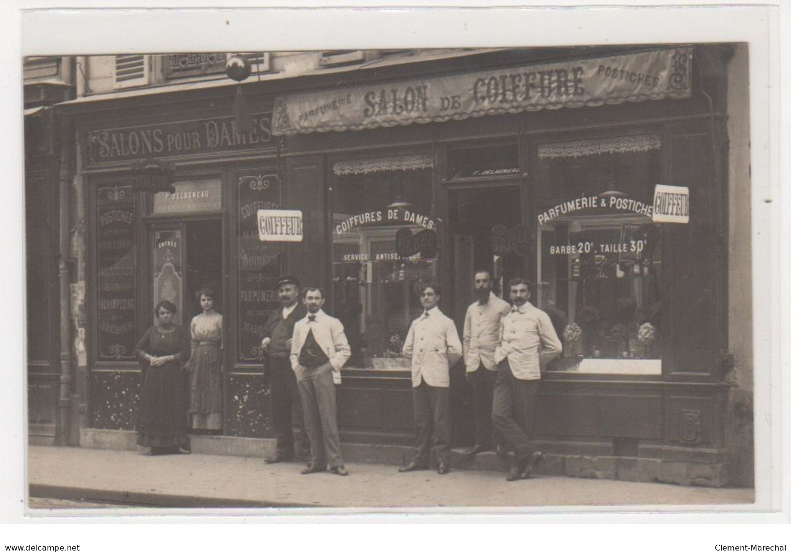 PARIS : Carte Photo Du Salon De Coiffure DELAGNEAU Au 13 Rue De Lourmel (coiffeur) - Très Bon état - District 15